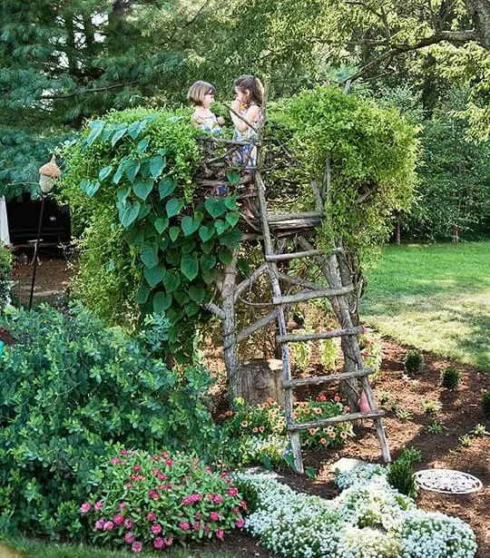 Kids Garden Fort from Traditional Home