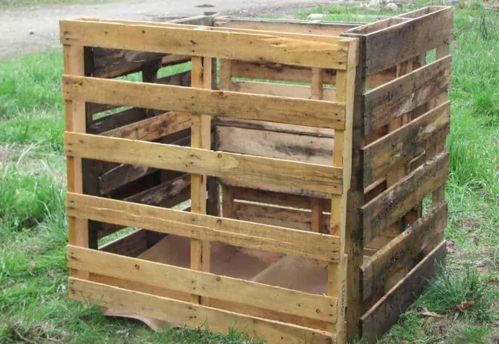 Make a Garden Pallet Container [DIY Pallet Potato Box] | Family Food Garden