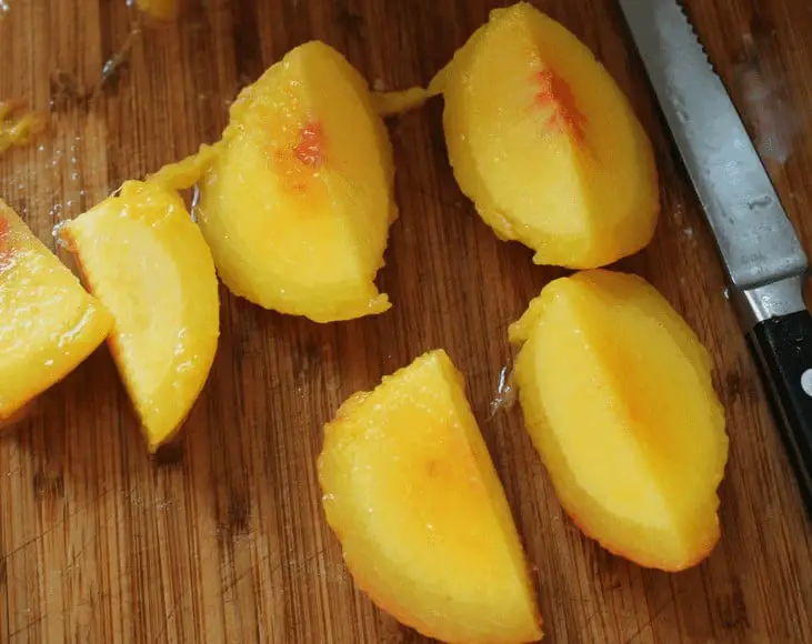 Canning Peaches in Honey or Sugar