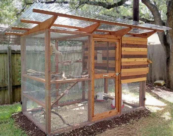 Wooden Garden Chicken Coop