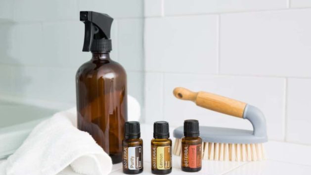 Best essential oils for cleaning and homemade recipes