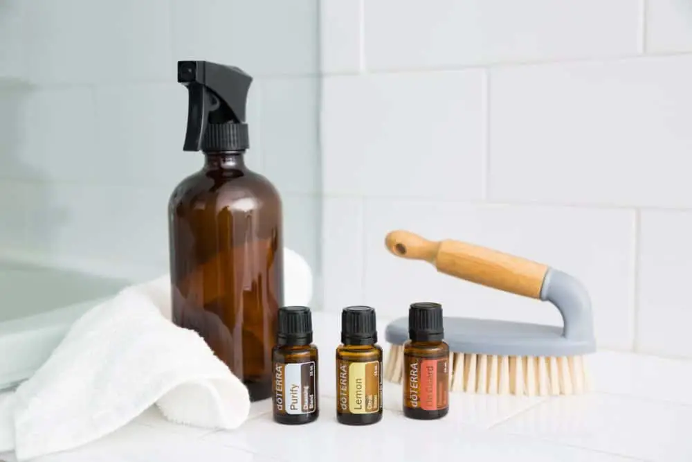 Best essential oils for cleaning and homemade recipes