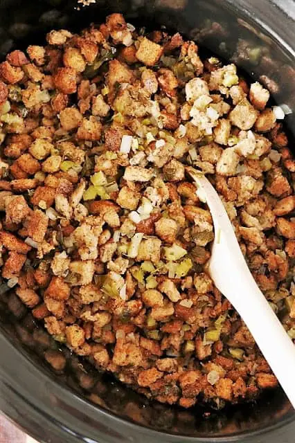 Slow cooker stuffing recipe