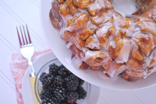 Easter Brunch Ideas: Cinnamon Pull Apart Bread