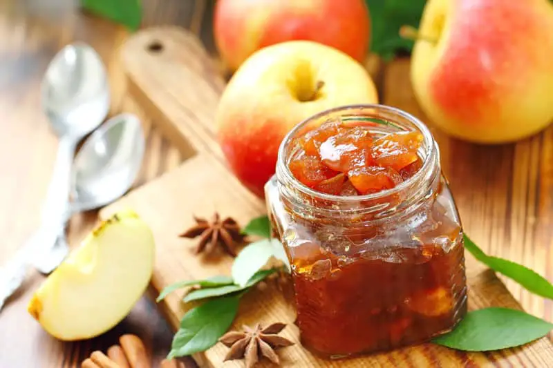Apple Recipes: Apple Sauce in A Jar