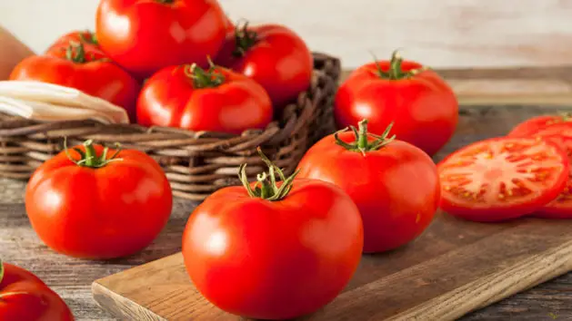 Beefsteak tomato